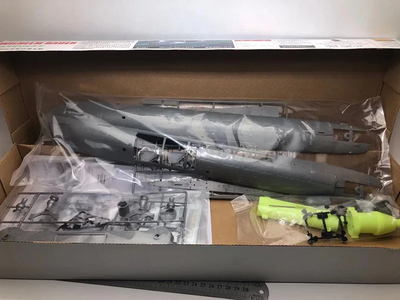 غواصة ألمانية ، حركة صعود وهبو - مراجعة Model Kit Entry Grade وسعره