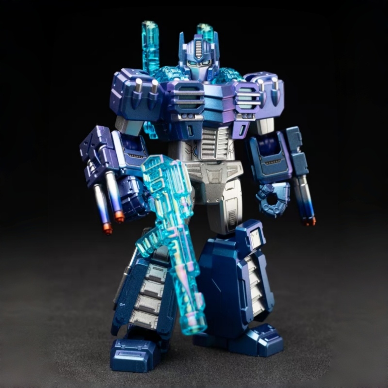 مكعبات بناء ترانسفورمرز من BLO - مراجعة Model Kit Optimus وسعره