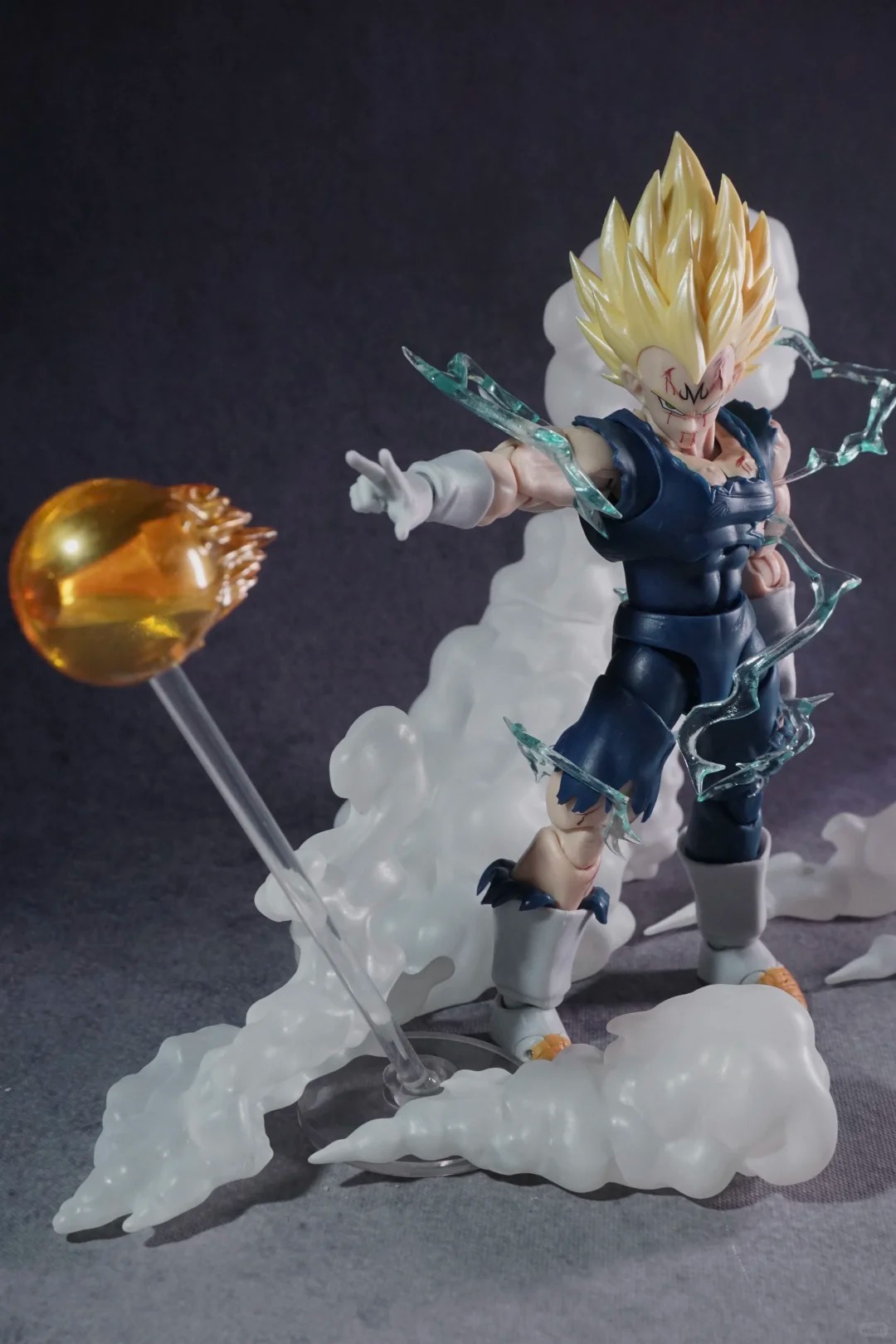 متوفر في المخزون: شخصية فيجيتا - مراجعة Model Kit Vegeta وسعره