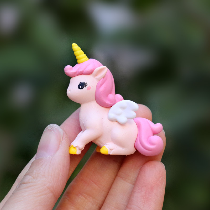 4 قطع/مجموعة مجسمات أنمي يونيك - مراجعة Model Kit Unicorn وسعره