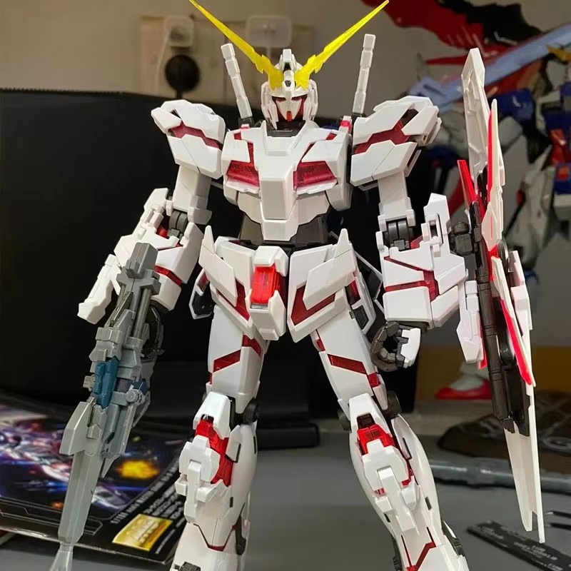 متوفر في المخزون Hg 1/144 Rx-0 - مراجعة Model Kit Unicorn وسعره