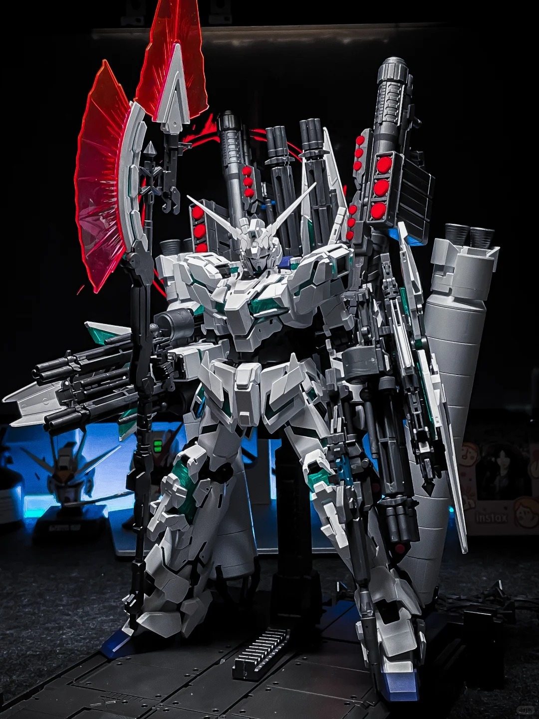 متوفر الآن: نموذج MENGHU MGEX  - مراجعة Model Kit Unicorn وسعره