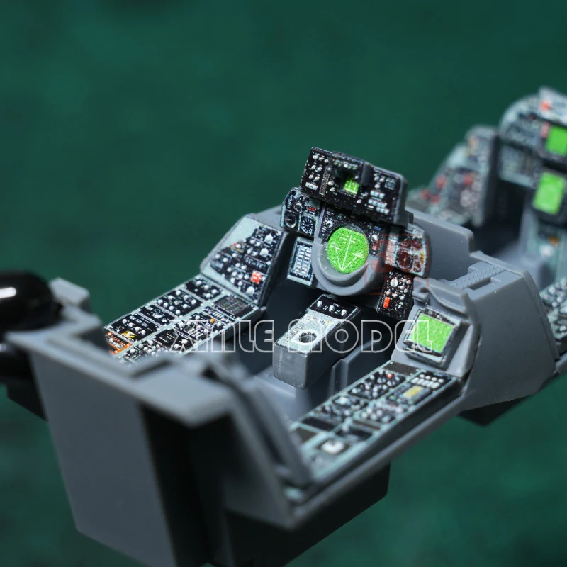 Lanbo ثلاثية الأبعاد لون قمرة  - مراجعة Model Kit Academy وسعره