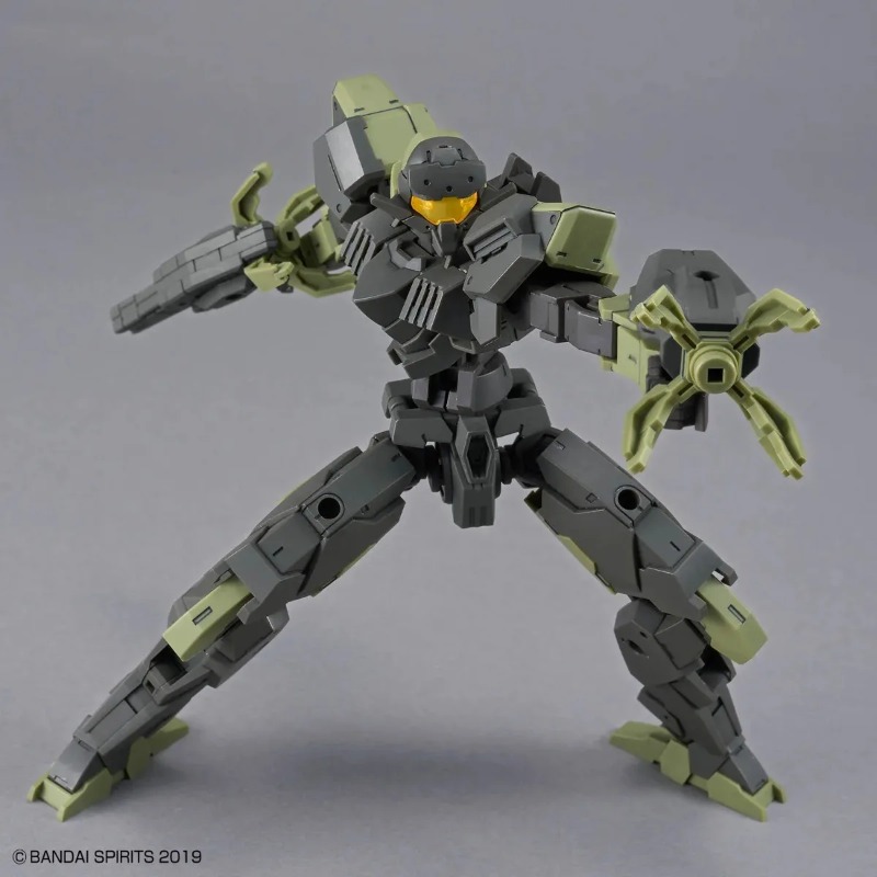 متوفر في المخزون: مجموعة نماذج - مراجعة Model Kit Bandai 30 وسعره