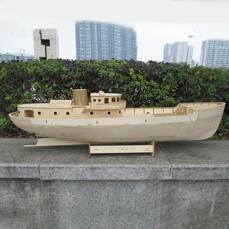 طقم نموذج سفينة خشبية مصنوعة ي - مراجعة Model Kit Entry Grade وسعره