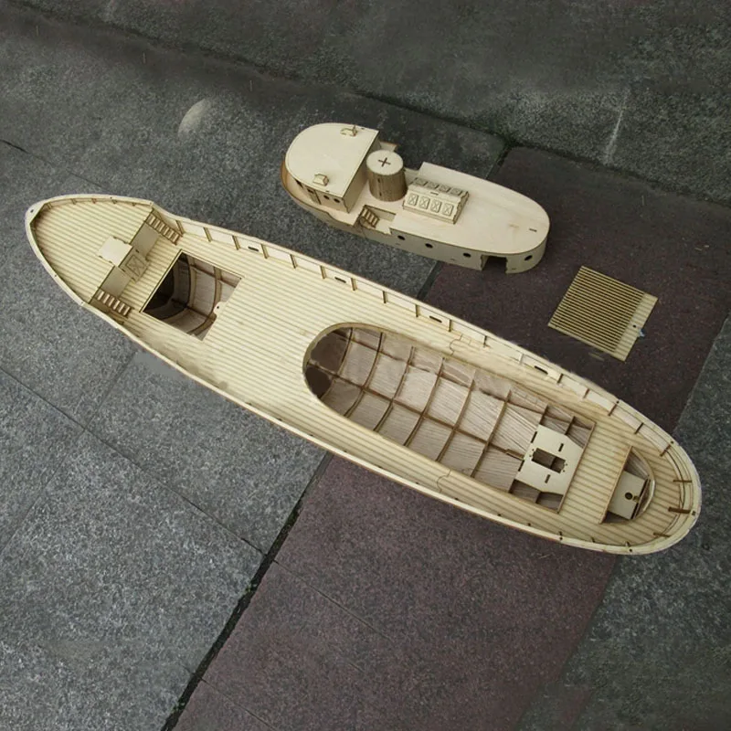طقم نموذج سفينة خشبية مصنوعة ي - مراجعة Model Kit Entry Grade وسعره